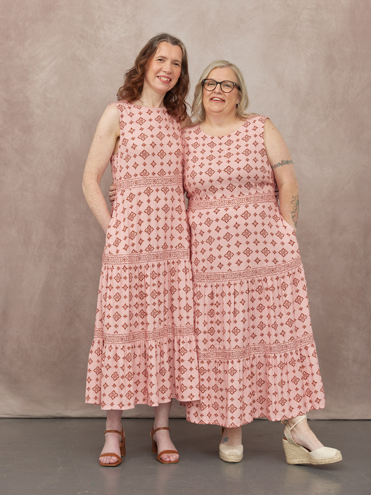 Marie Sleeveless Tiered Dress - Pink & Rust Print