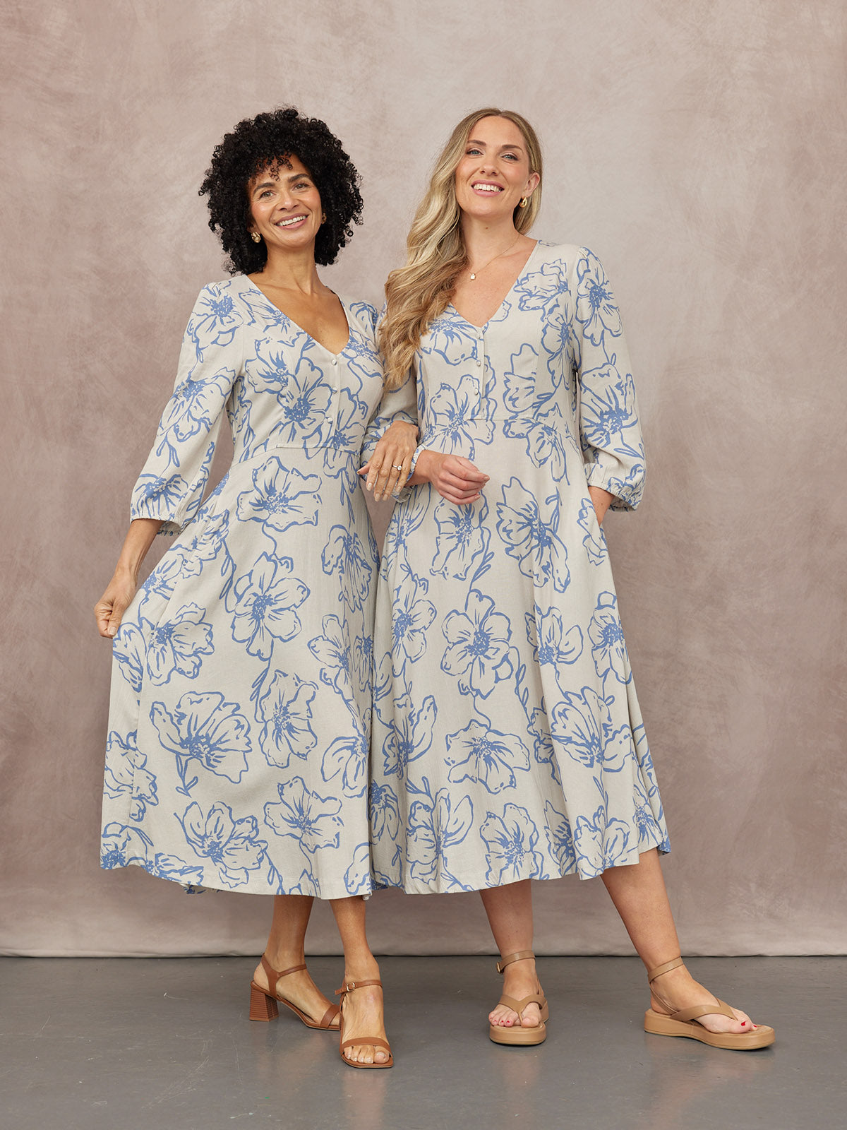 Hilary Printed Linen Mix Dress - Blue Floral
