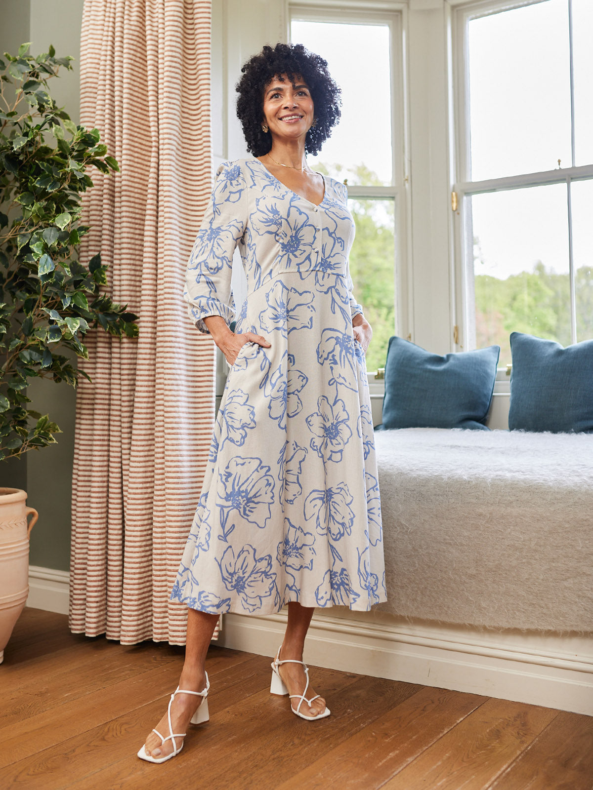 Hilary Printed Linen Mix Dress - Blue Floral