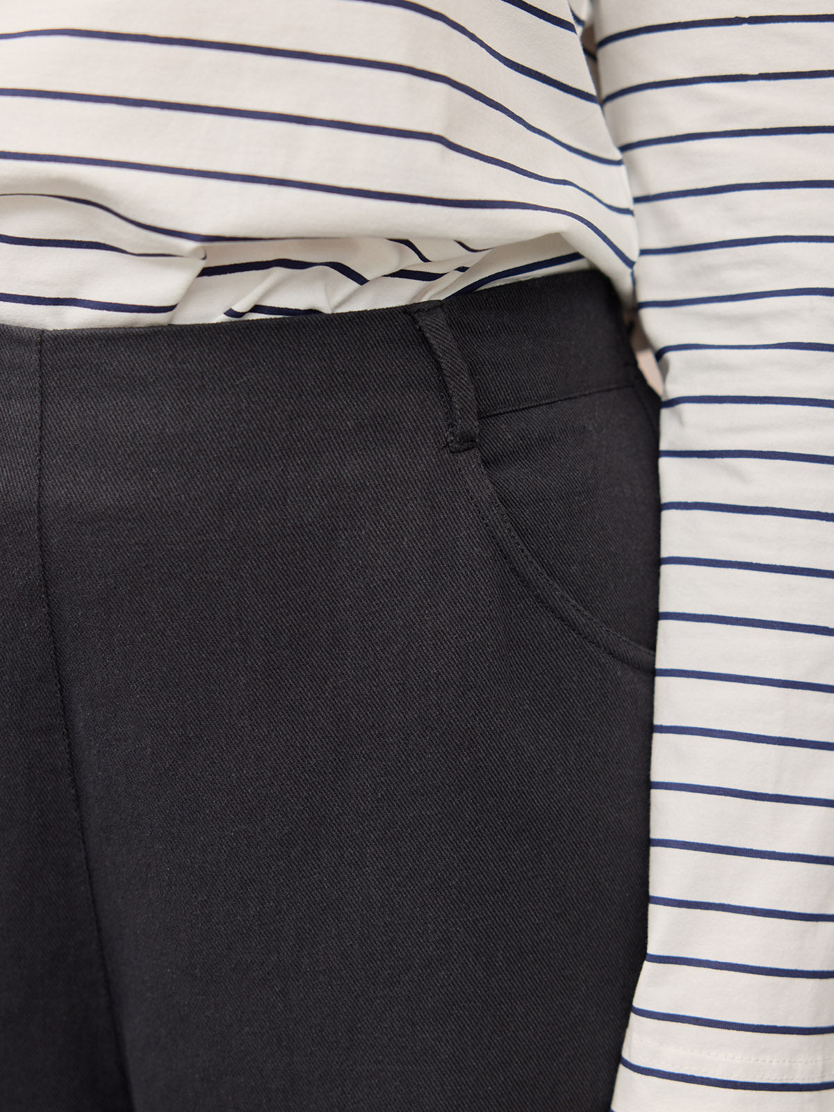 Pam Barrel Leg Trouser - Black