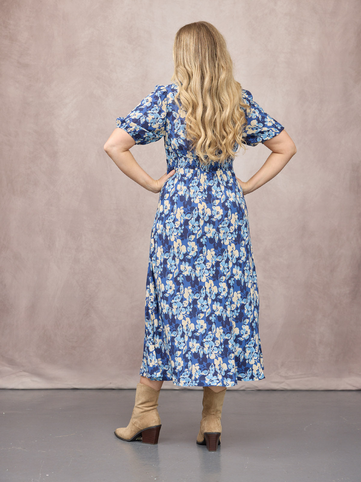 Linny Contrast Trim Dress - Blue Floral Print