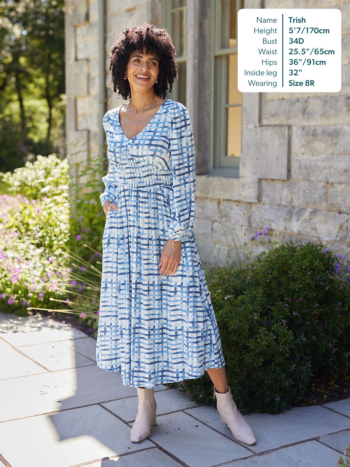 Maddie V-Neck Long Sleeve Dress - Geometric Blue & White Print