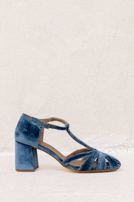 Roberta Velvet Indigo | Elvara House